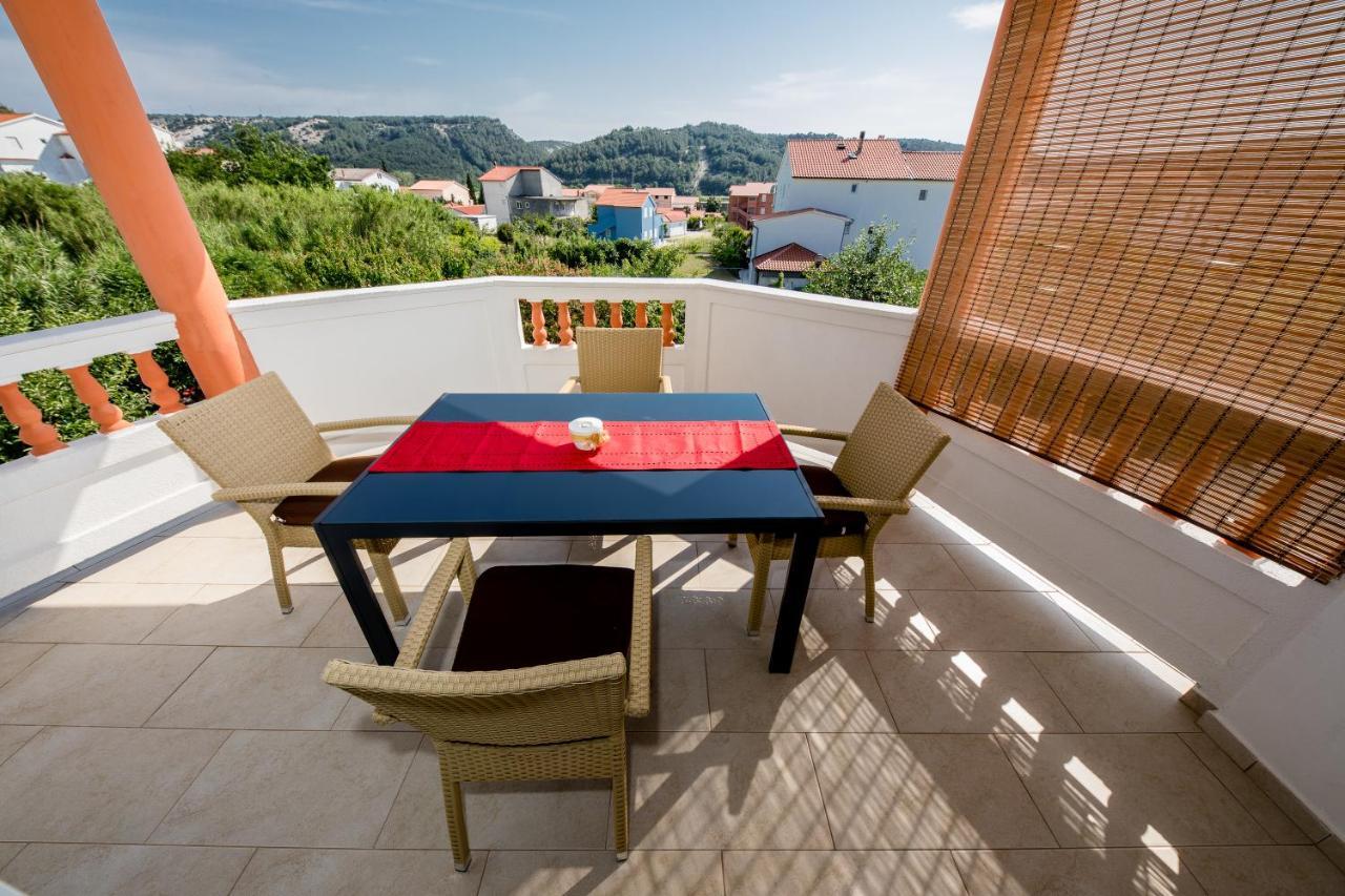 Zeljko Apartmani Lopar Bagian luar foto