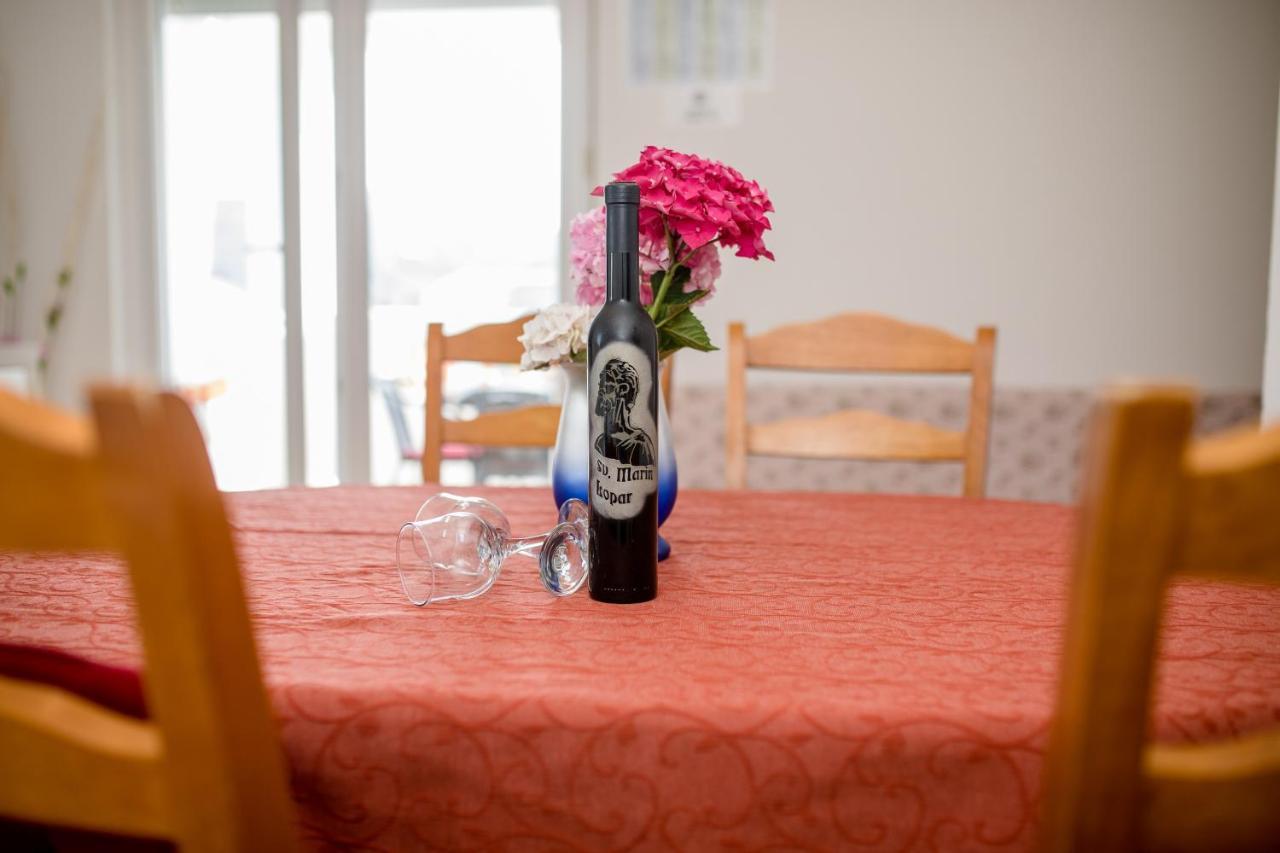Zeljko Apartmani Lopar Bagian luar foto